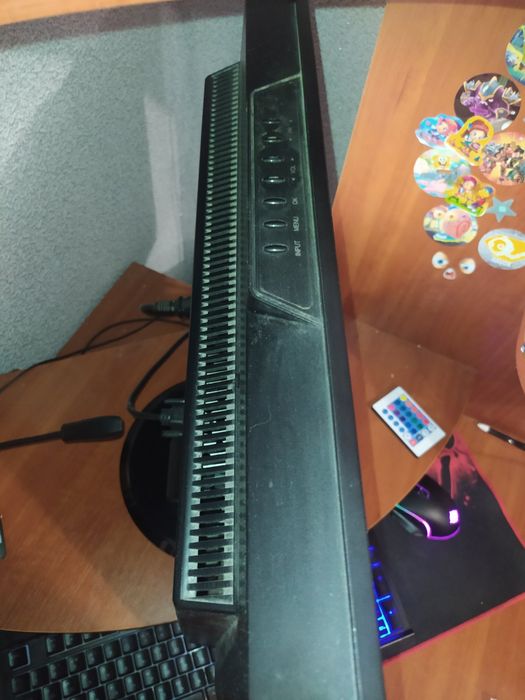 Монітор  LG M228WA-BZ