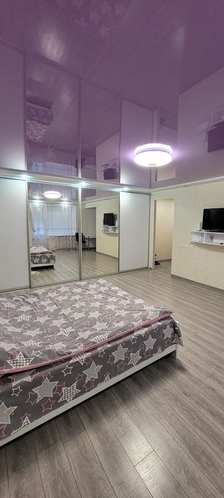 Квартира-студия ЛЮКС в ЦЕНТРЕ  города посуточно