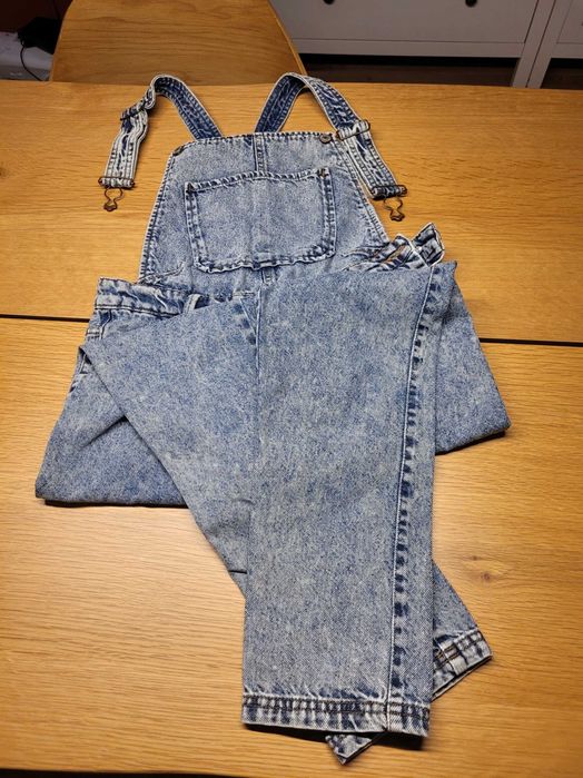 Ogrodniczki jeansowe