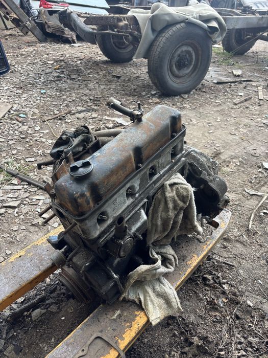 Двигуни Уаз . Волга 402