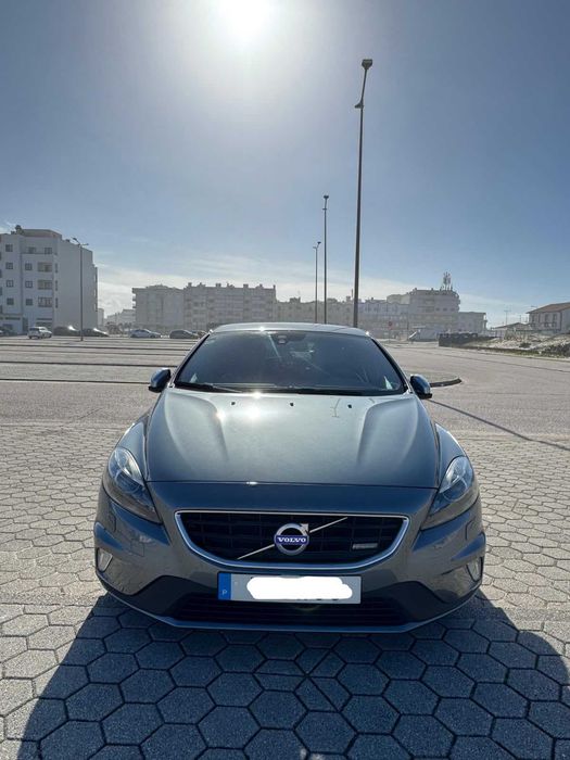 Volvo V40 D4 190cv R-Design — photo 5
