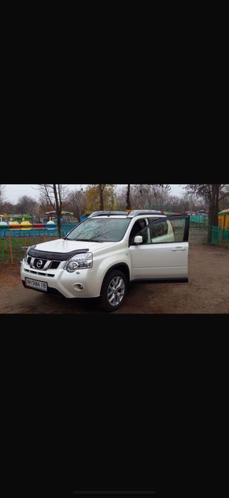 Продам автомобіль Nissan X-Trail 2012 року