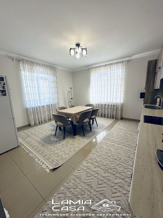 Продаж 2 поверхового будинку В. Кучурів