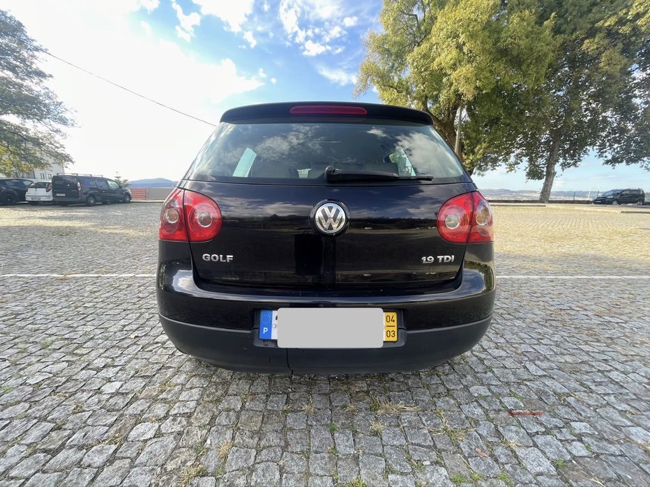 Volkswagen Golf V 1.9 TDI Confortline — photo 2