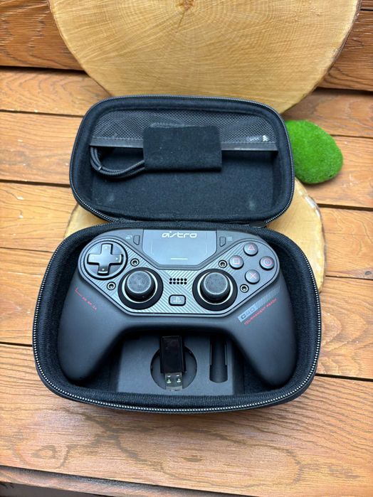 Astro C40 TR Tournament Ready Bezprzewodowy Pad Kontroler dla PS4 i PC modułowy z oprogramowaniem