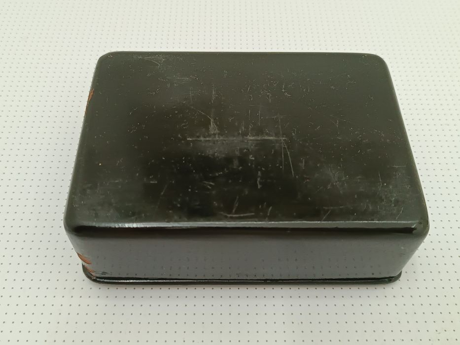 Шкатулка раритетная с росписью /скринька лакова з картиною