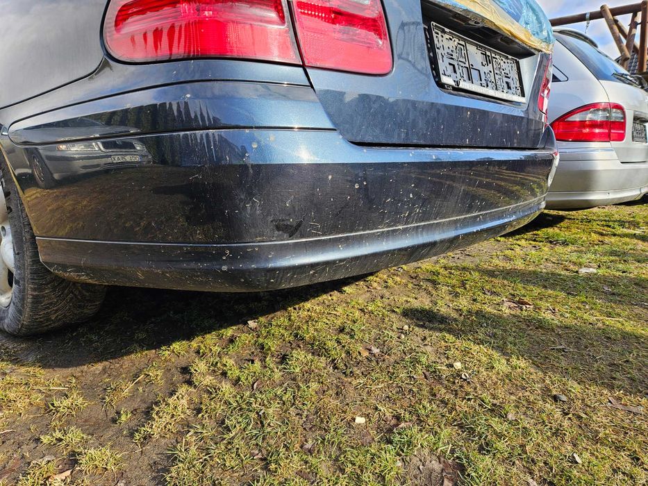 Mercedes E klasa w211 kombi zderzak tył tylny  189