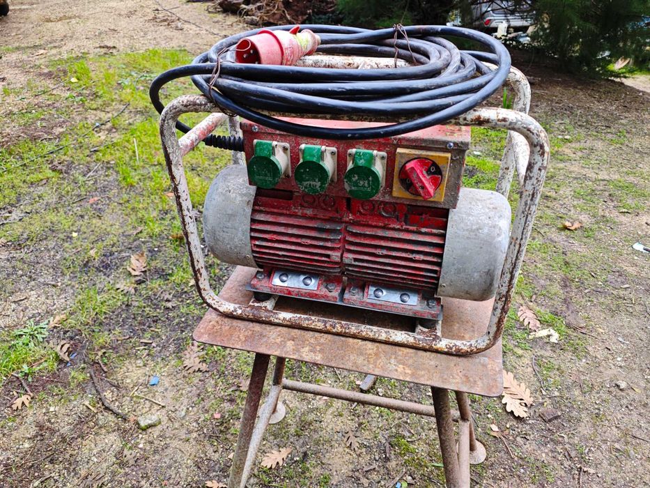 Motor de alta frequência para vibrador de betão