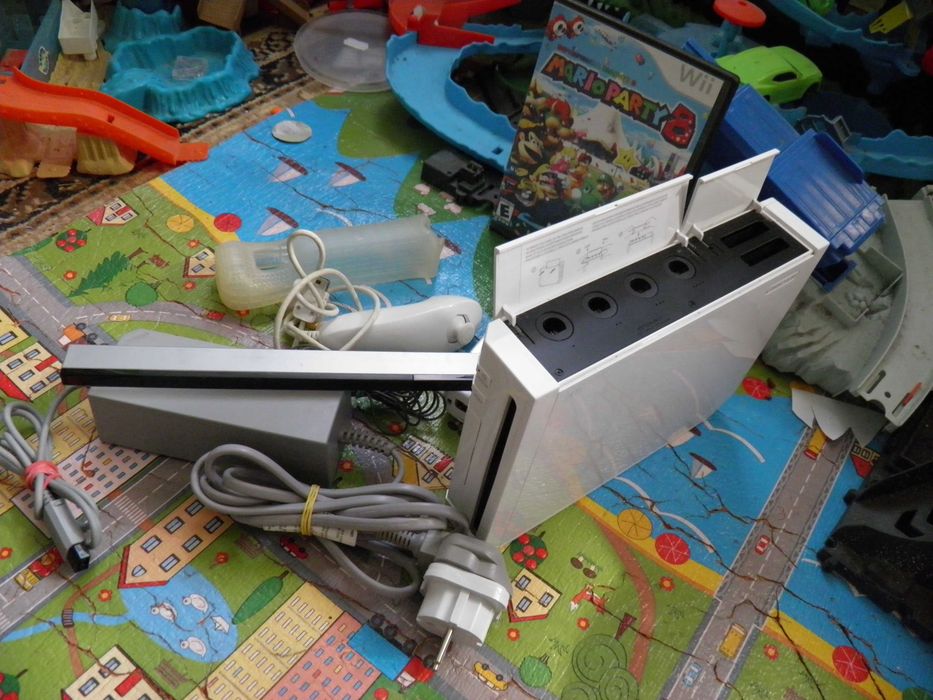 Ігрова консоль модифікована Nintendo Wii RVL-001