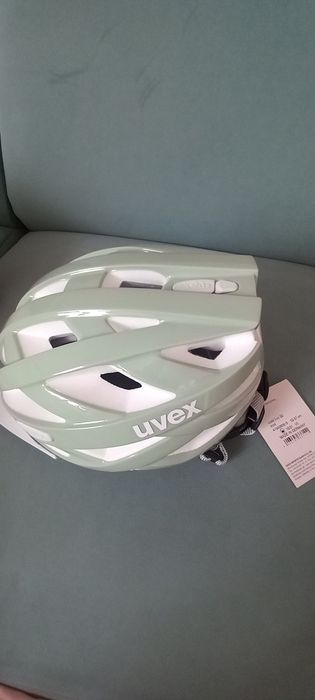 Kask rowerowy damski.