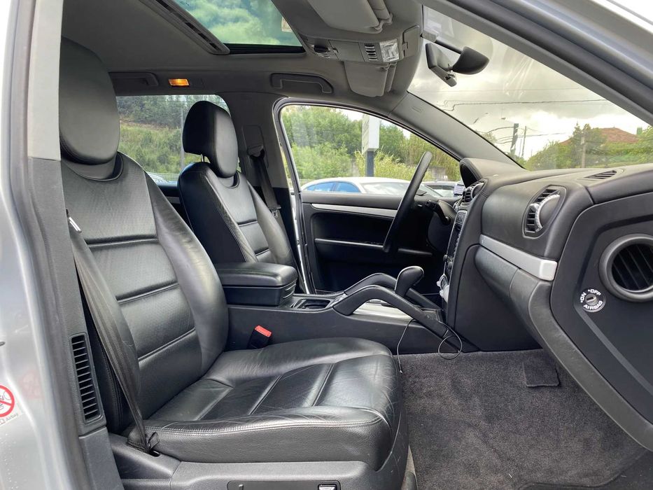 Porsche Cayenne S Nacional - 141 mil kms