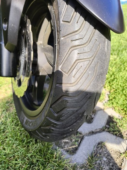 Skuter Kawasaki j300