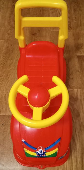 Дитяча машина-толокар