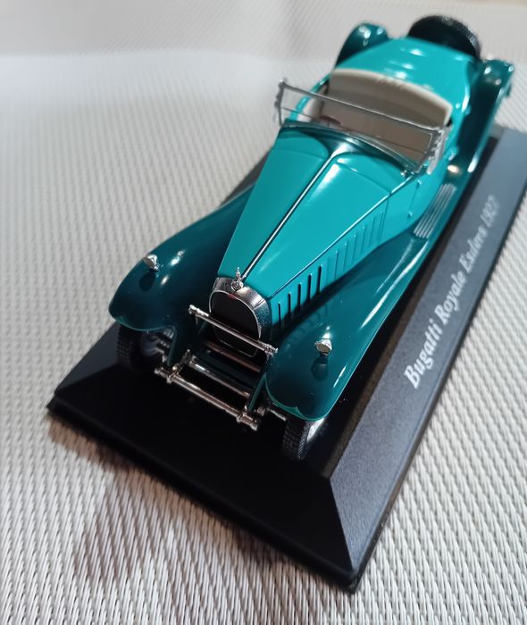 Carros modelos antigos para coleção