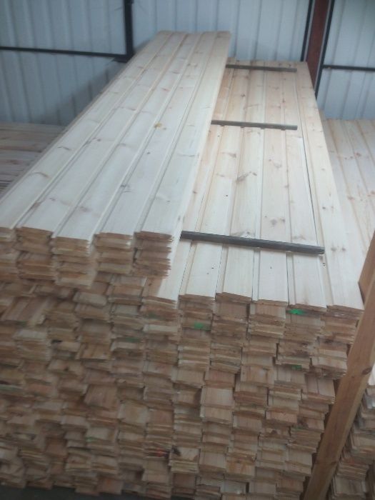 Dachowa podbitka sosnowa