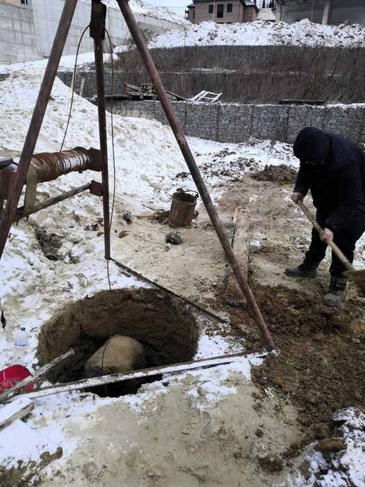 Чистка, копання, копка, поглиблення криниць, колодязів, криниці Сміла