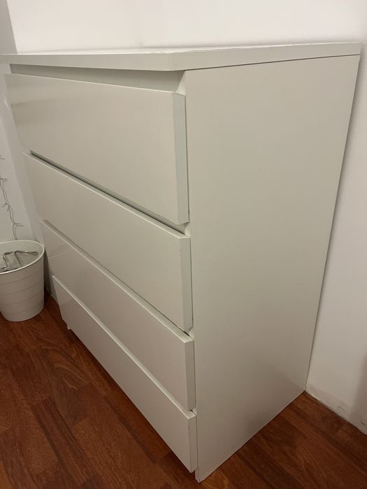 Cómoda MALM 4 gavetas