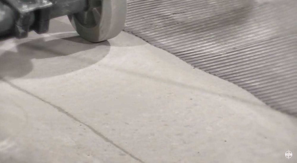 Usuwanie subitu szlifowanie frezowanie polerowanie betonu
