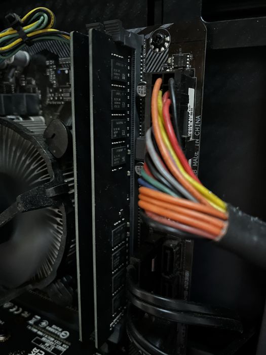 Пк компютер i3-10100F GeForce 1650 SSD 240гб 1 Tb HDD