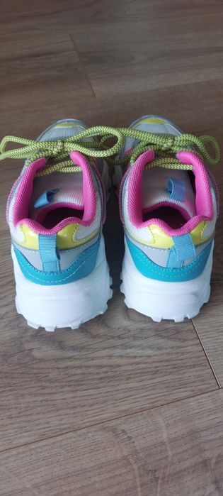 H&M lekkie buty sportowe rozm.30 jak nowe!