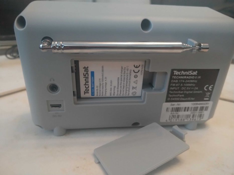 Techniradio 6 IR, radio DAB+, FM, WIFI, BT