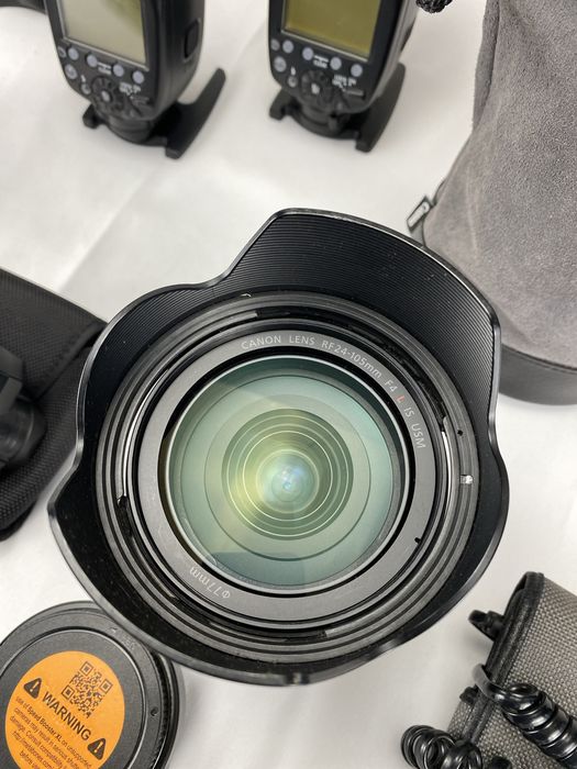 Kit  Canon RF EOSR 24-105 RF  mais Flashes
