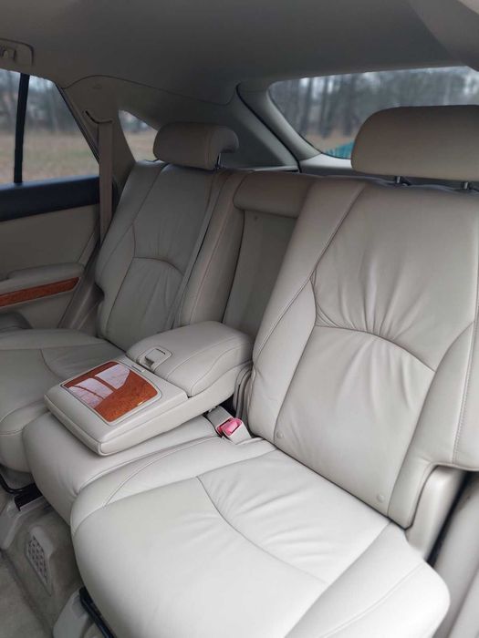 Позашляховик Lexus RX 400H (гібрид)