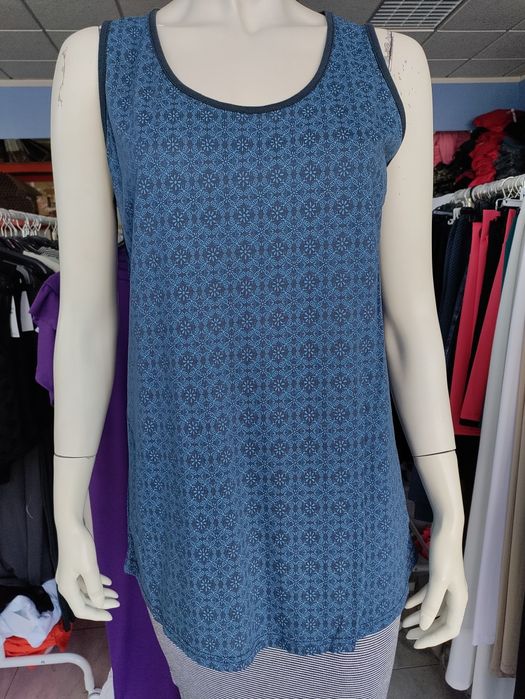 Blusas 2,50 Euros.                          Só para REVENDA