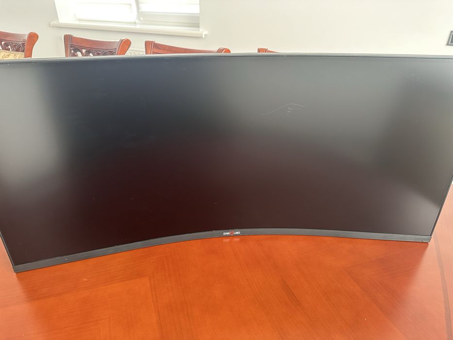 Монітор QUBE Overlord 34''