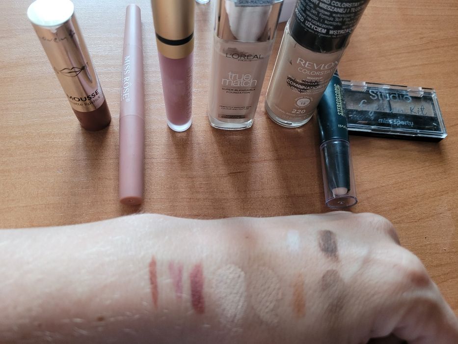 Podklad loreal true match  kosmetyki