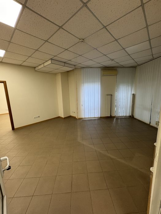 Здам в оренду комерційне приміщення (76 кв.м)