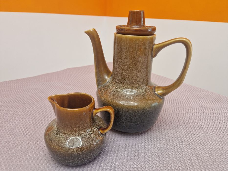 Dzbanek i mlecznik porcelit Mirostowice proj. Adam Sadulski fason: Agat