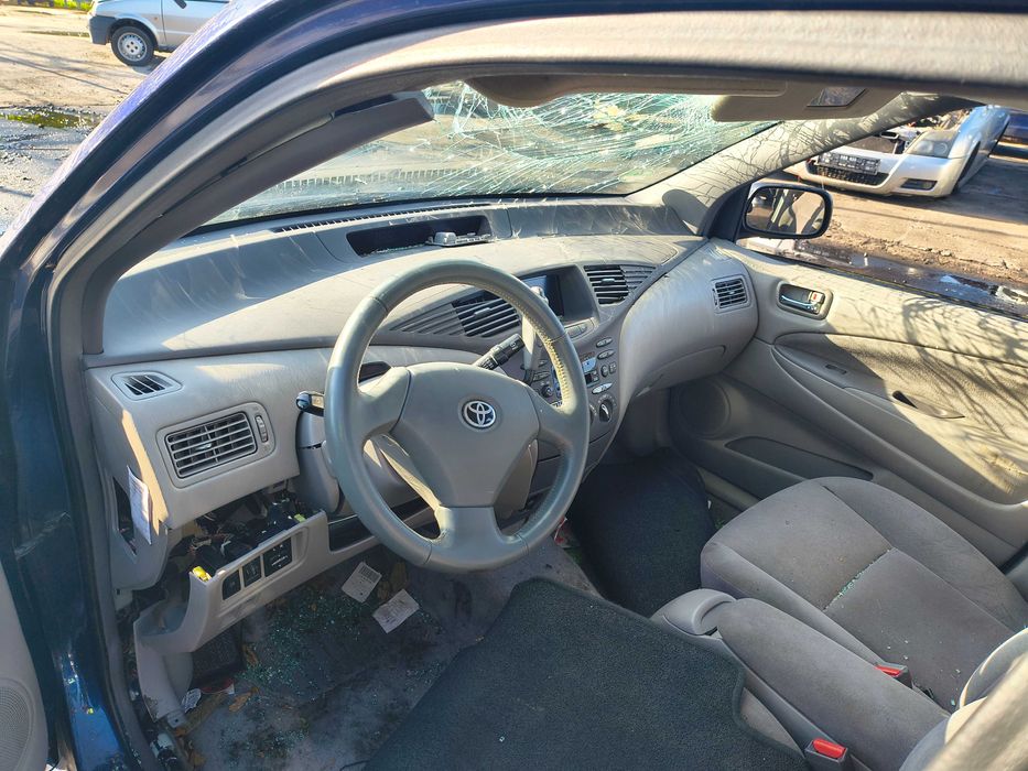 Toyota Prius Hybrid, 2001r, 1.5 - na części.