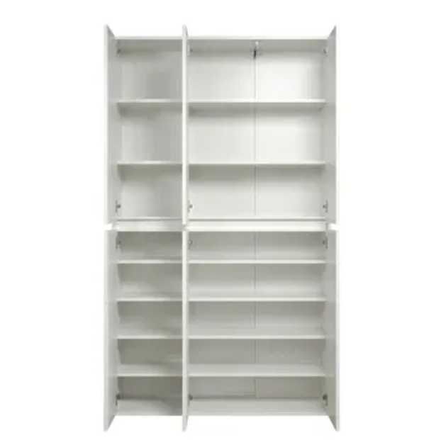 Biała pojemna szafa - garderoba