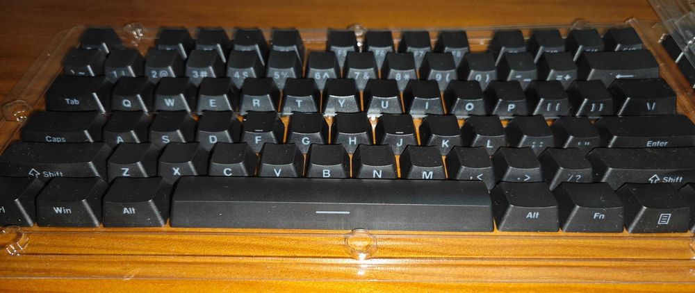 Keycaps Womier gravação lateral e transparente perfil OEM