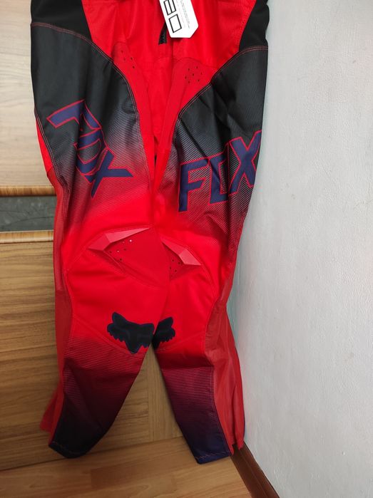 Strój Fox 180 bluza L spodnie 32
