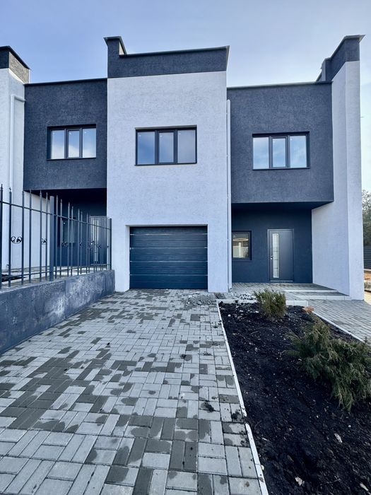 Найсучасніше житло. Таунхау  біля лісу та озера. 270 кв.м