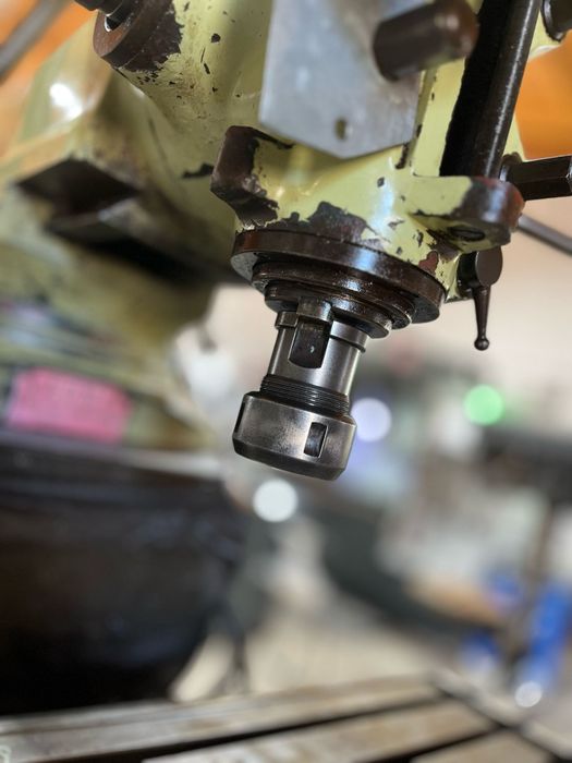 Fresadora industria metalomecânica