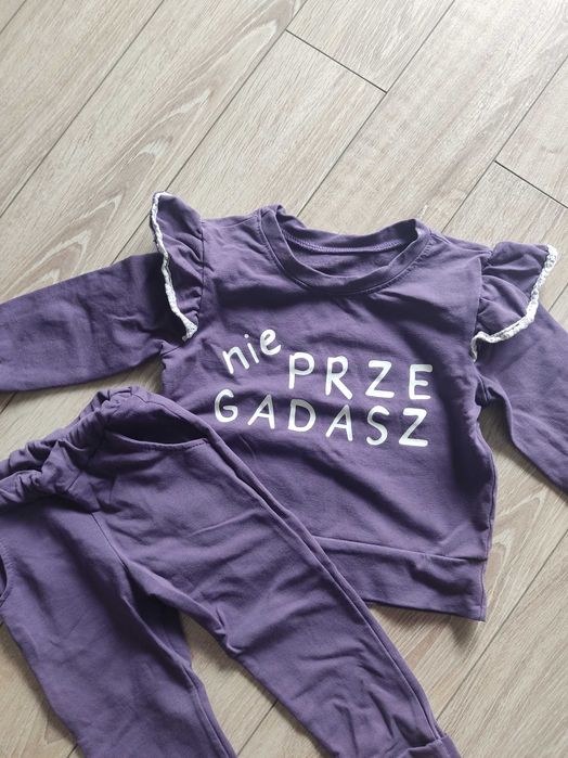 Zestaw dresowy dla dziewczynki 92