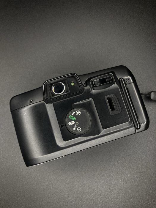 Плівкова камера Canon Prima Zoom 65