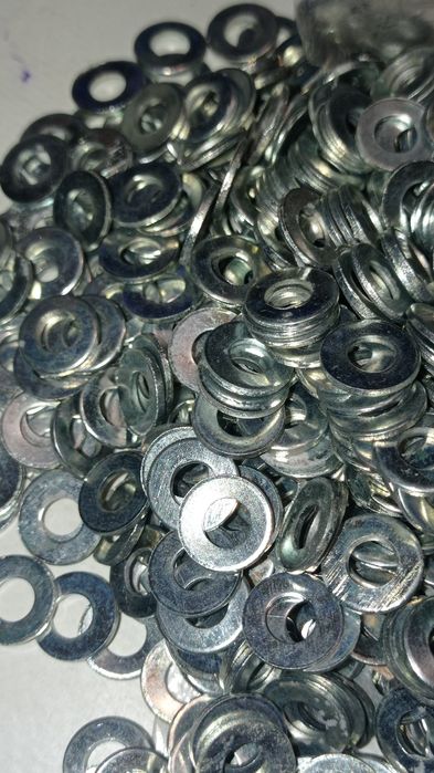 Болт 6мм с гайкой (барашек) и шайбой..