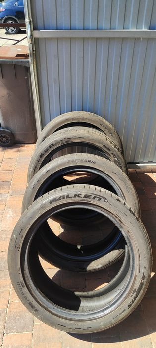 Opony letnie 235/45/18