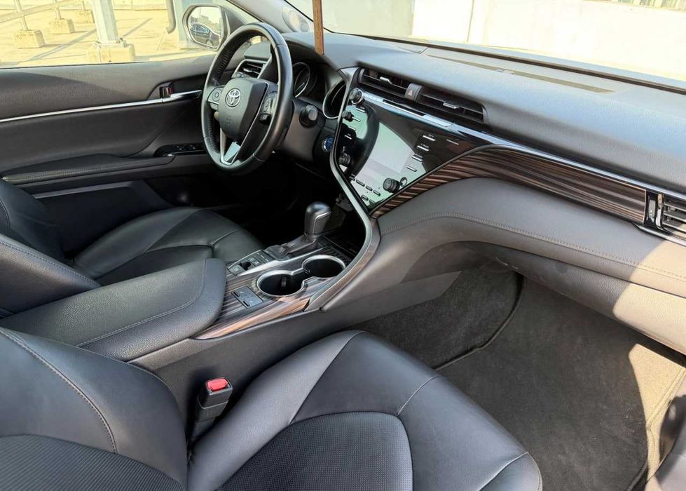Toyota Camry 2.5 Hybrid