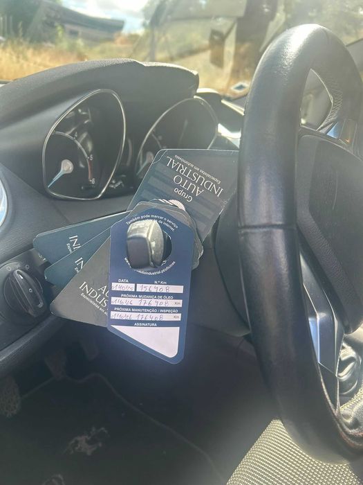 Ford Fiesta 1.5 TDCi Titanium | 2016 | 170.389 km | Único Dono | Revisões na Marca