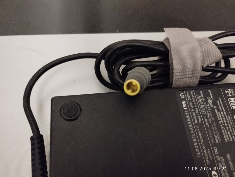Блок питания ноутбука Lenovo 170вт 20 V 8.5 A 7.9x5.5