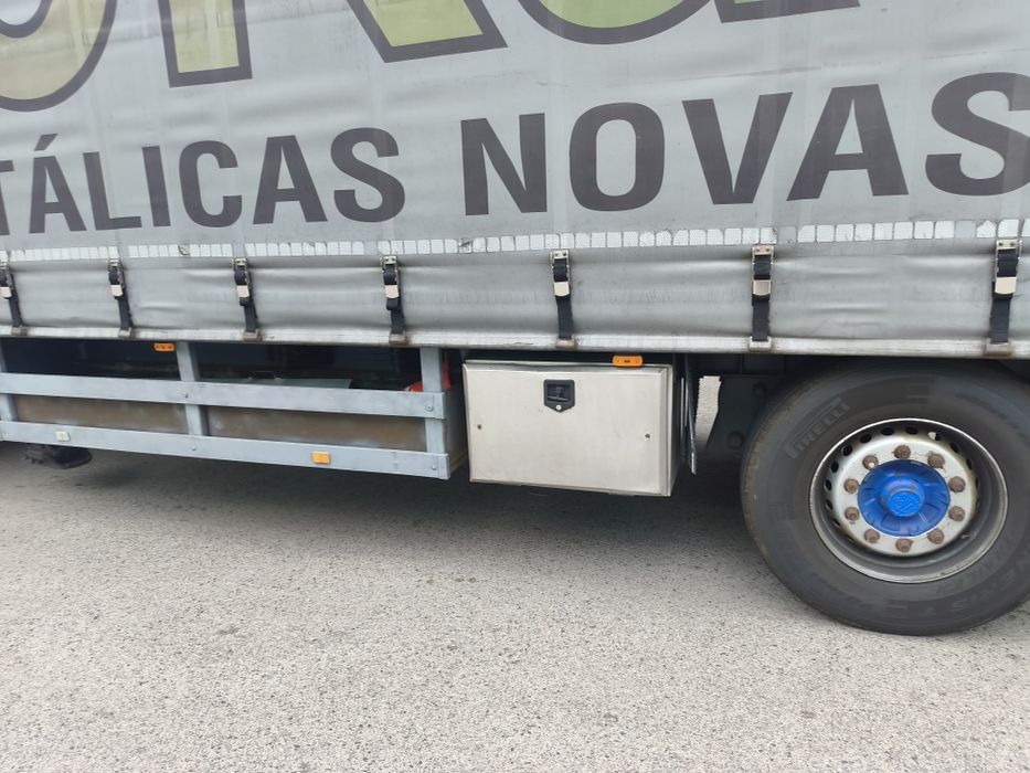 Semi reboque lona