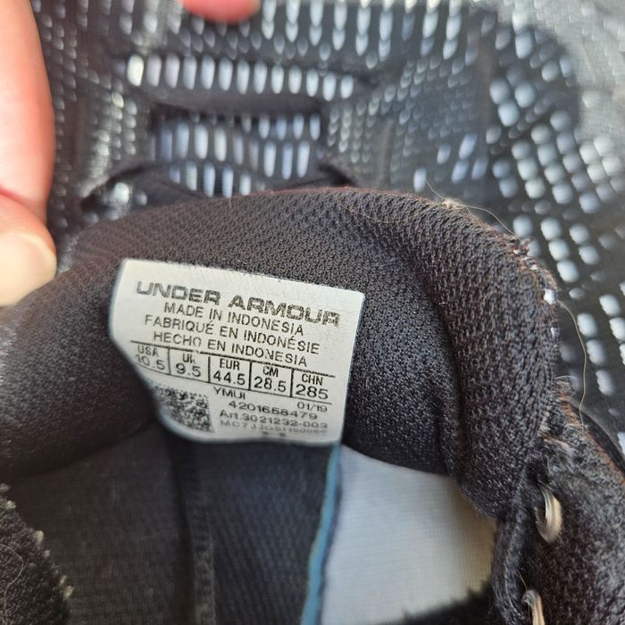 Buty sportowe Under Armour r. 44,5 (43,5)