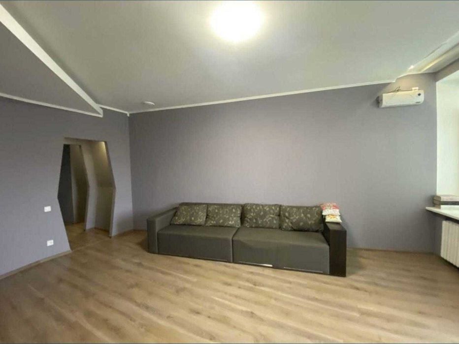 Продаж 3-кімнатну квартиру Центр  Дмитра Яворницького театр опери AK