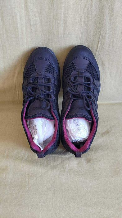 ECCO Gore-tex р39 NEW
