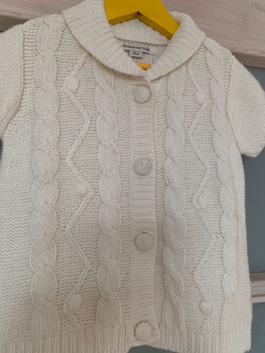 Sweterek pulower ecru 116 reserved
